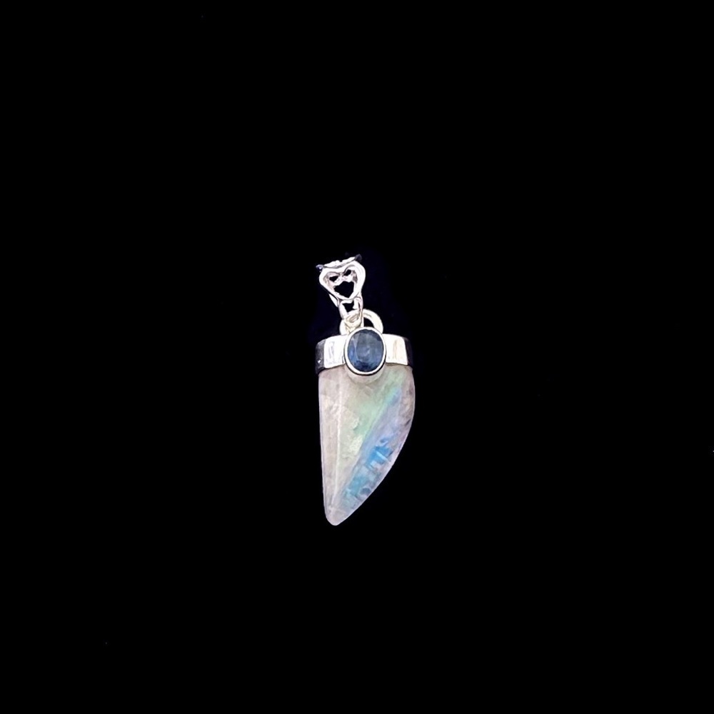 NEW Sterling Silver Rainbow Moonstone & Blue Kyanite Healing Necklace
